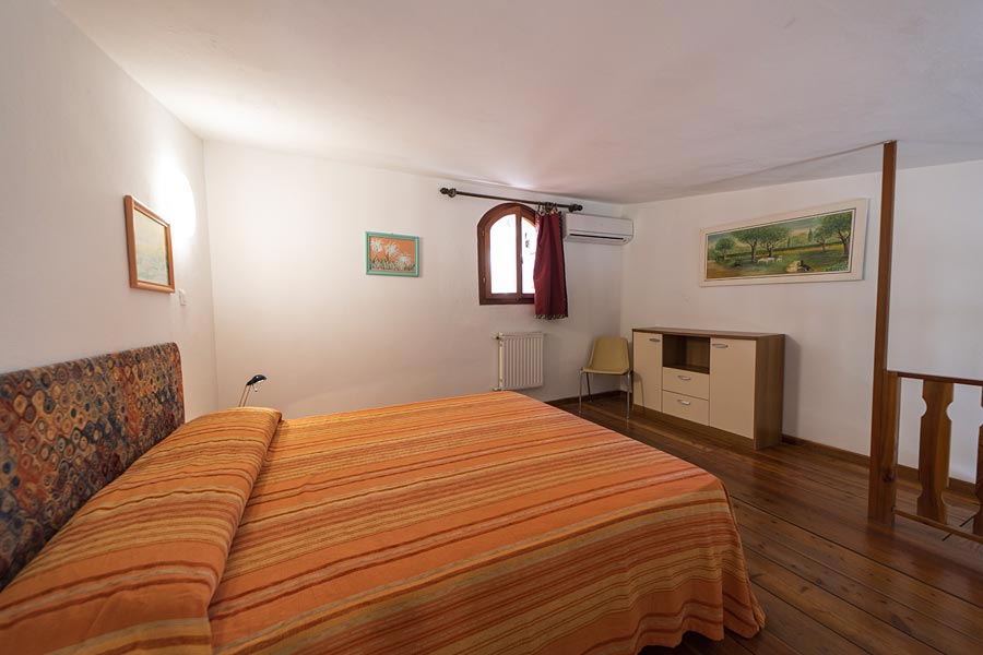 Gavila's Residence, Elba